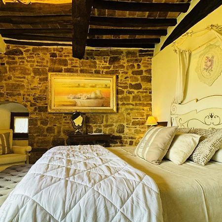 Residenza Teatro Antico Hotel Todi Eksteriør billede